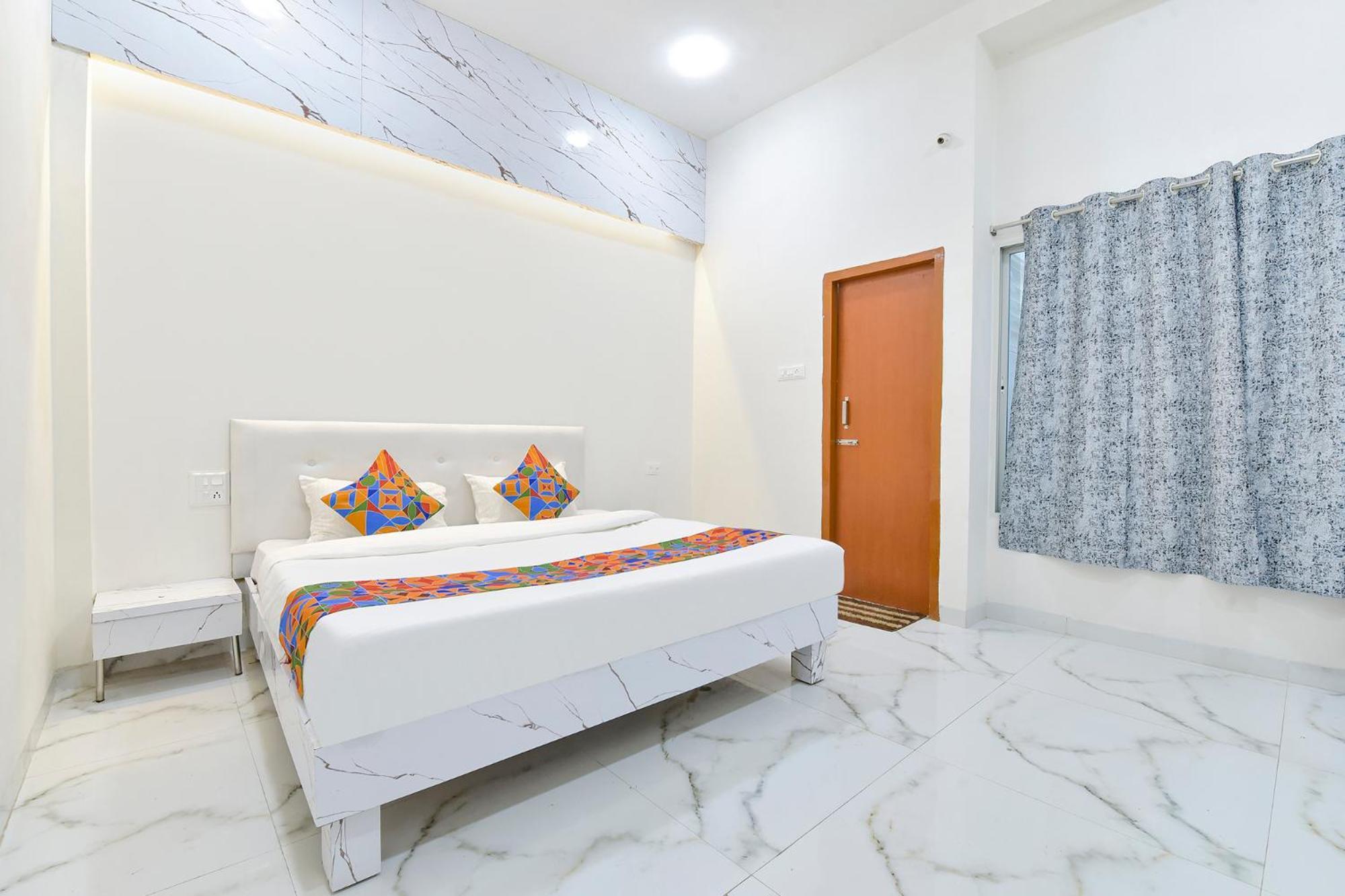 Fabhotel Grand Embassy Індаур Екстер'єр фото
